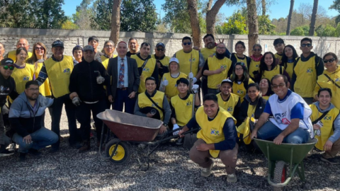 Voluntarios de la Iglesia de Jesucristo de los Santos de los Últimos Días apoyan a Fundación Gantz con jornada de servicio