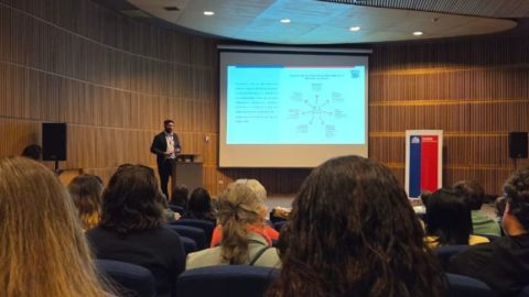 Fundación Gantz participa en la Primera Jornada de IAAS organizada por la SEREMI de Salud RM