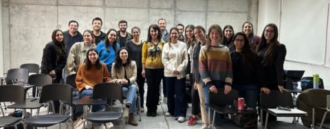 Ortodoncista de Fundación Gantz realiza clases magistrales en Postgrado de Ortodoncia de la Universidad Católica