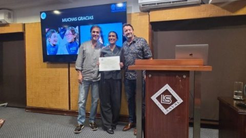 Dra. Alejandra Contreras ingresa a la Sociedad de Cirugía Maxilofacial